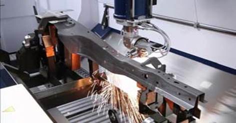 Ein Bild, das Maschine, Schiff, Bautechnik, Boot enthält.
Automatisch generierte Beschreibung